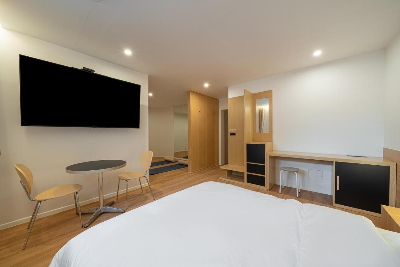 Aank Hotel Daejeon Yongjeon 2Nd Экстерьер фото