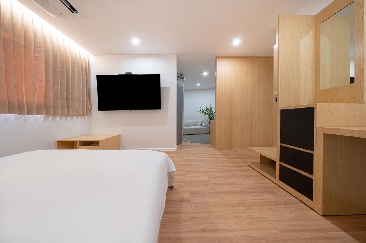 Aank Hotel Daejeon Yongjeon 2Nd Экстерьер фото